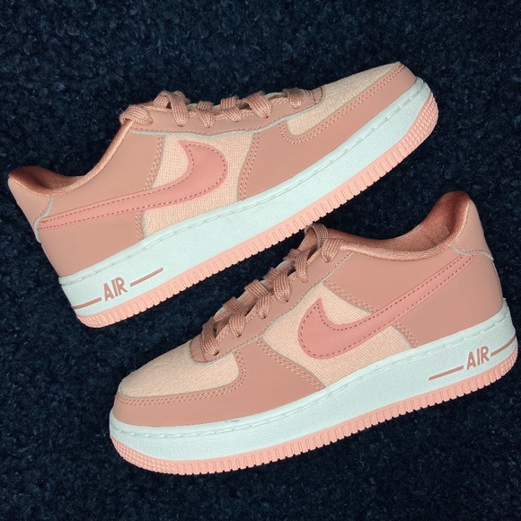 nike air force rust pink